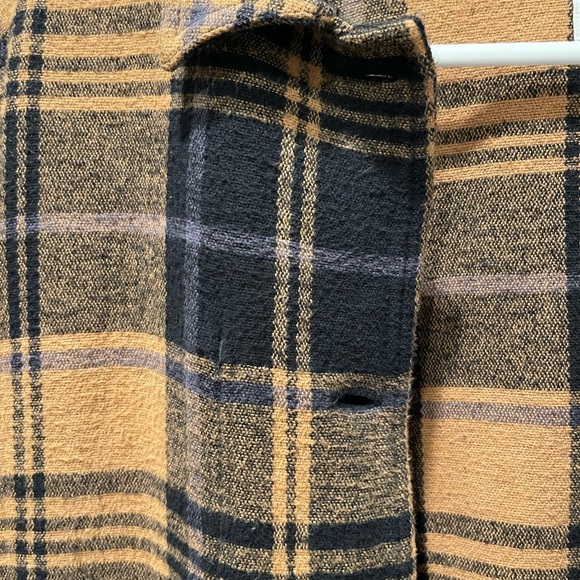 LAST CHANCE! Tentree Flannel Utility Jacket - Picture 3 of 7